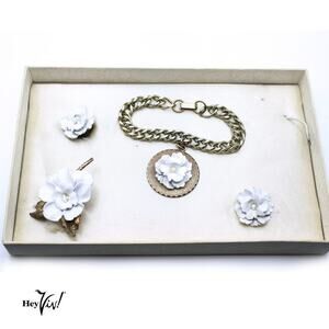 Vintage White Enamel Rose Jewelry Set Bracelet Pin Clip Earrings w Box – Hey Viv